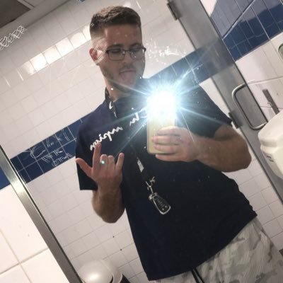 Profile Picture of Nate . (@NateMitchell92) on Twitter