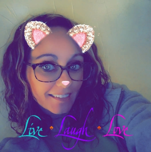 Profile Picture of Casey Spotten (@sspotten) on Poshmark