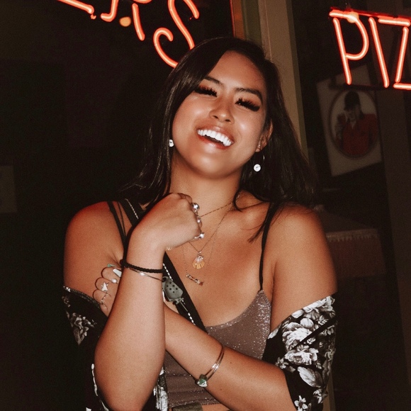 Profile Picture of Saya Fyock (@sayapayaa) on Poshmark