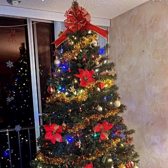 Profile Picture of Lawrence Martin (@empath19) on Poshmark