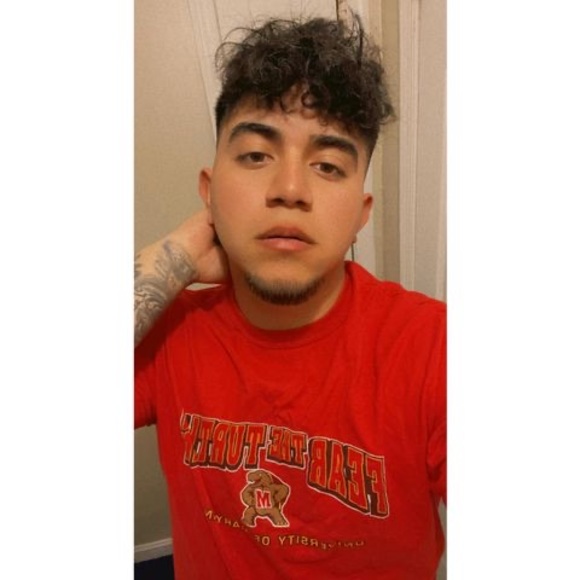 Profile Picture of Israel Aguilar (@israelguerra503) on Poshmark