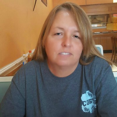 Profile Picture of Michelle Glasco (@glasco_michelle) on Twitter