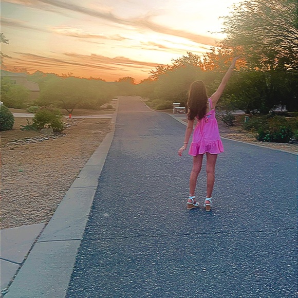 Profile Picture of Mariella King (@mariella_goose) on Poshmark