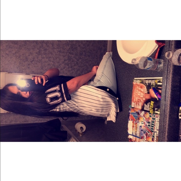 Profile Picture of Noelle Keith (@noelleister) on Poshmark