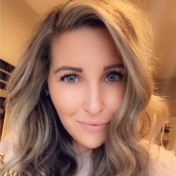 Profile Picture of Elissa Wert (@elissawert) on Poshmark