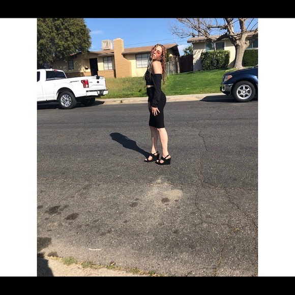 Profile Picture of Harmonee Gribkoff (@monee09) on Poshmark