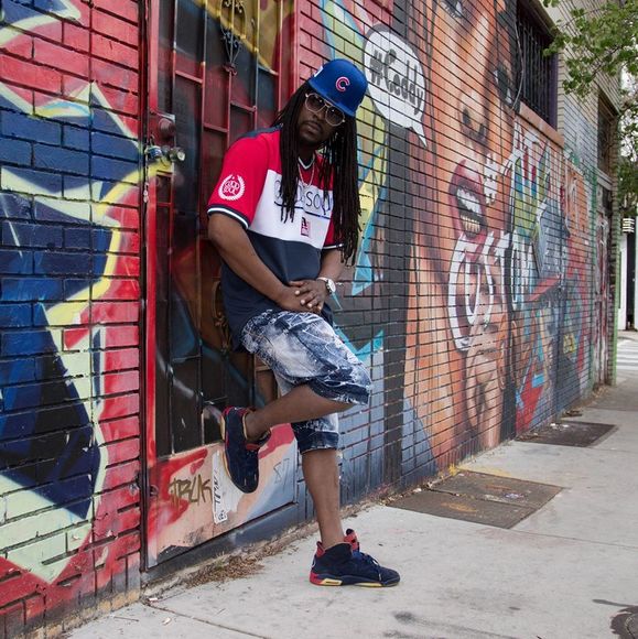 Robert Rhodes - Poshmark Profile Picture of Robert Rhodes (@robberyuse) on Poshmark