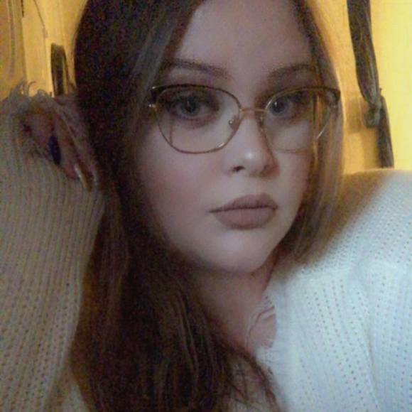 Profile Picture of Devona Mcendree (@devonaann) on Poshmark