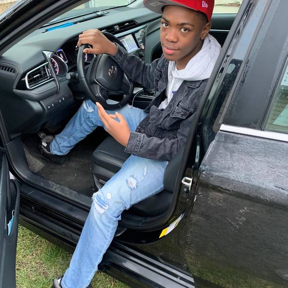 Dooley Ttd - Poshmark Profile Picture of Dooley Ttd (@dooley410) on Poshmark