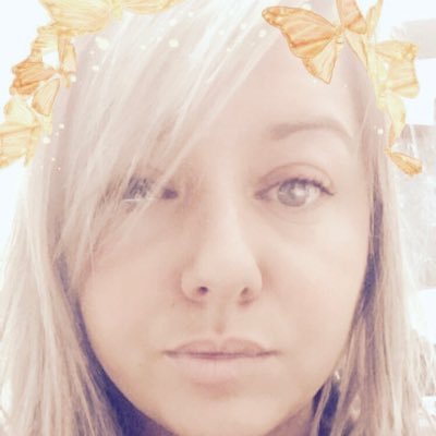 Profile Picture of Roxanne Bates (@Miss_Bates10) on Twitter