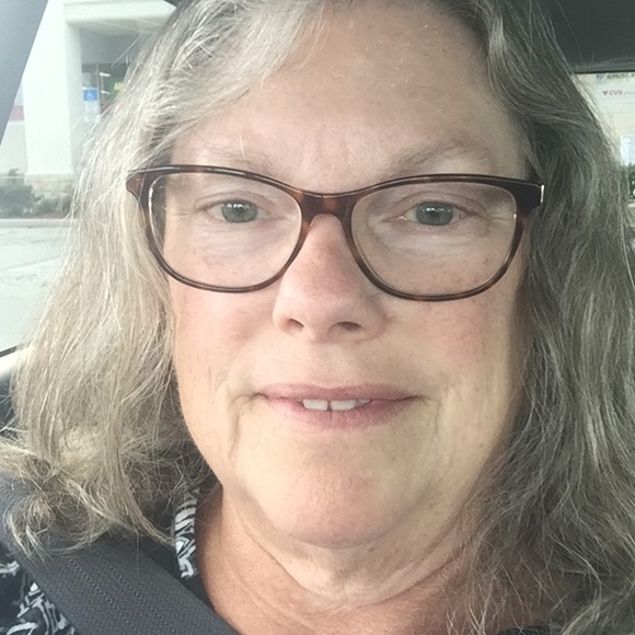 Profile Picture of Ann Gonsowski (@amgonso4) on Poshmark