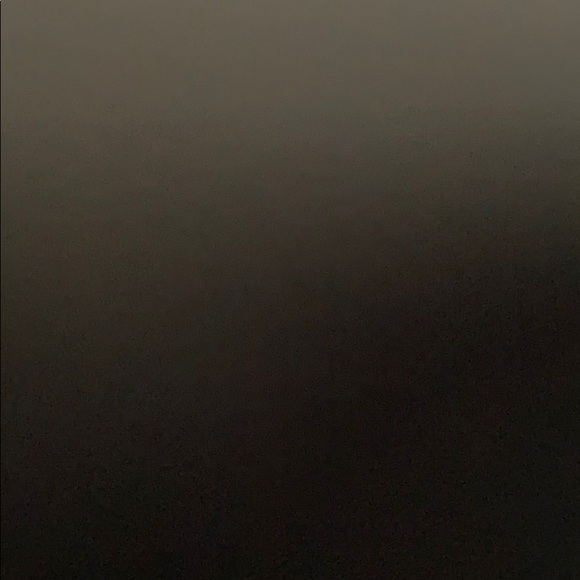 Profile Picture of Ashton Oxarart (@ashton_oxarart) on Poshmark