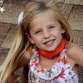 Profile Picture of Violet Simpson (@VioletSimpson08) on Twitter