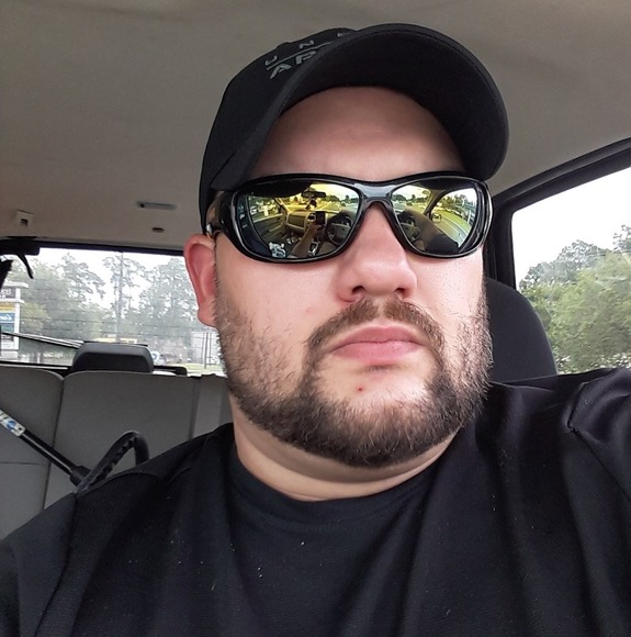 Profile Picture of Kev Lindfors (@kevlindfors) on Poshmark