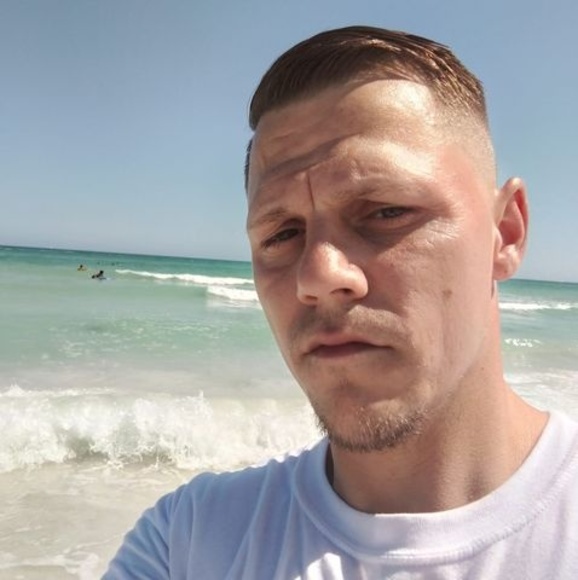 Profile Picture of Peter Havens (@peter_havens) on Poshmark