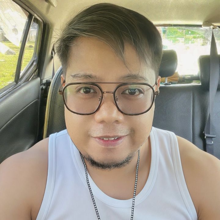 Profile Picture of Michael Balote (@mykeskey) on Tiktok