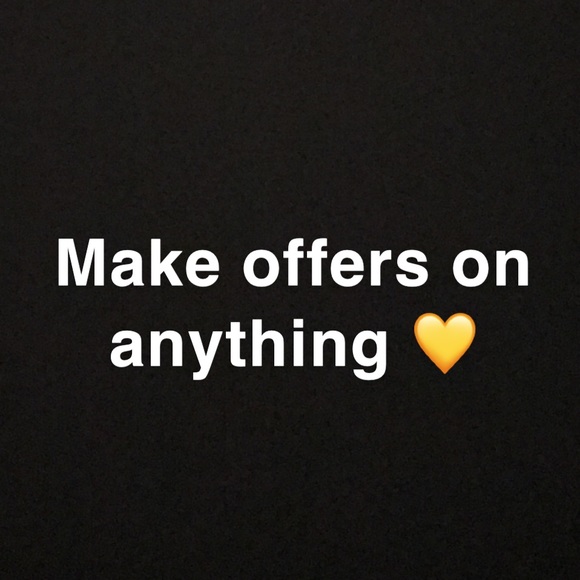 Profile Picture of Grace Walsh (@gracej654) on Poshmark