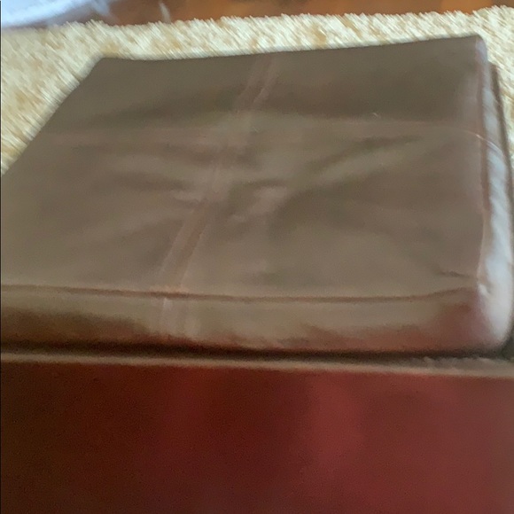 Profile Picture of Kellee Frattaroli (@kfrattaroli) on Poshmark