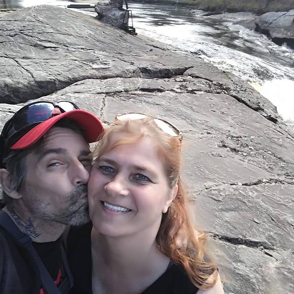 Profile Picture of Karan Lipinsky (@karanlipinsky) on Poshmark