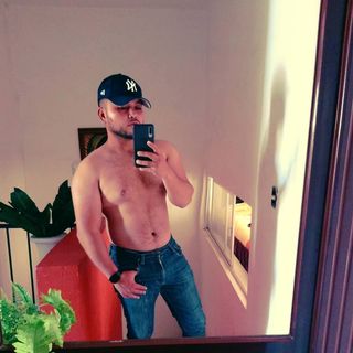 Profile Picture of Luis Montijo (@luis.montijo.9231) on Instagram