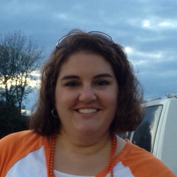 Profile Picture of Brooke Chilton (@abchilton0324) on Poshmark