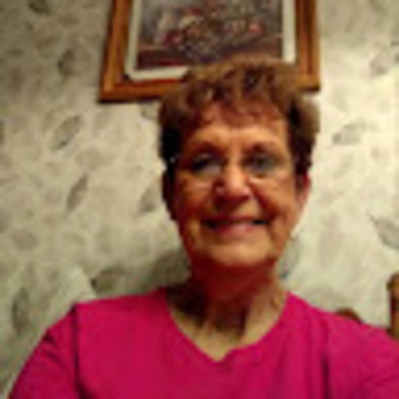 Profile Picture of Norma stanford Lund (@normalund41) on Poshmark