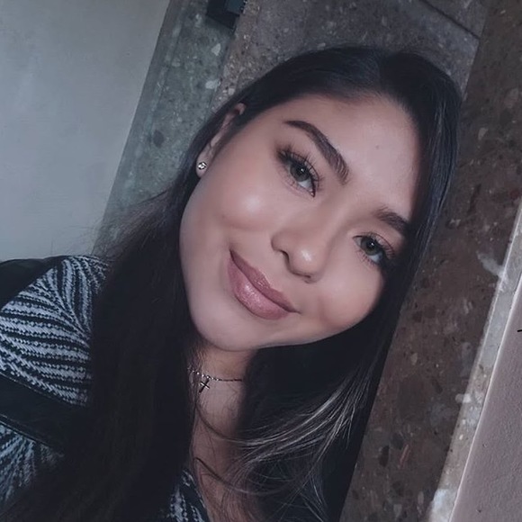 Ashley Reyes espinoza madriles - Poshmark Profile Picture of Ashley Reyes espinoza madriles (@ashleyreyes583) on Poshmark