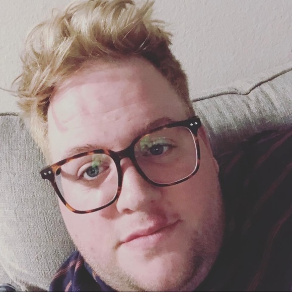 Profile Picture of Dylan Marone (@dmarone10) on Poshmark