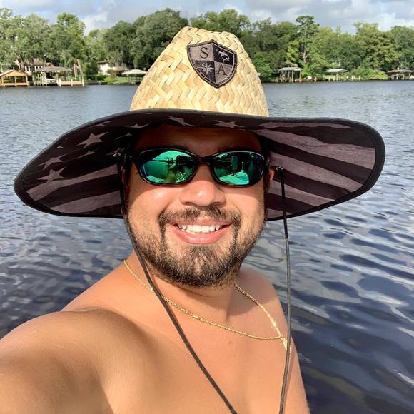 Profile Picture of Daniel Buchanan (@xbucktownx) on Poshmark