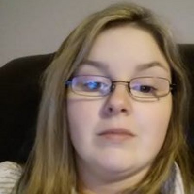 Profile Picture of Stephanie Enfield (@popstar07) on Twitter