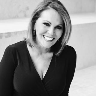 Profile Picture of Maria Elena Salinas (@mariaesalinas) on Instagram