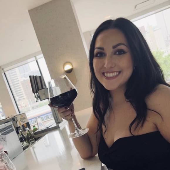 Profile Picture of Maddie Delisio (@maddiedelisio) on Poshmark