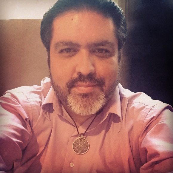 Profile Picture of Carlos Serrano (@turbocms) on Poshmark