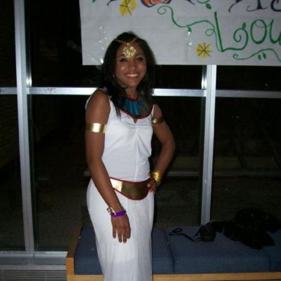 Profile Picture of Priscilla Perez bello (@primel1989) on Poshmark