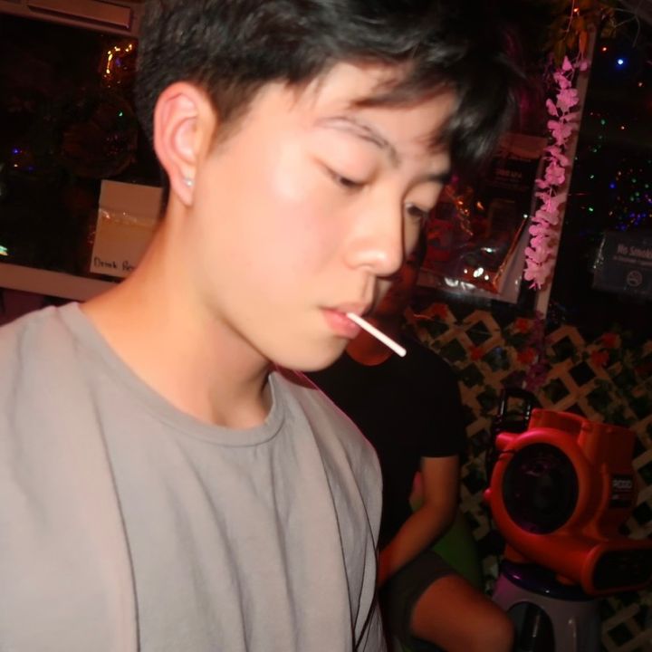 Profile Picture of David Chen (@davvidchen) on Tiktok