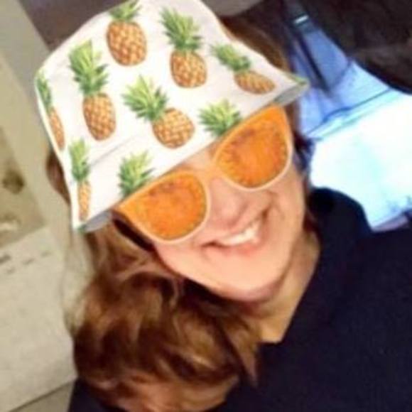 Profile Picture of Lynn Marsall (@singh67) on Poshmark