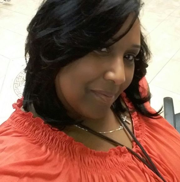 Latresha Belson - Poshmark Profile Picture of Latresha Belson (@msbelson2000) on Poshmark