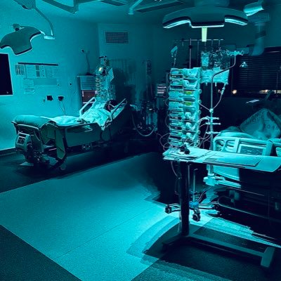 Profile Picture of Cha☈les (@charles_2611) on Twitter