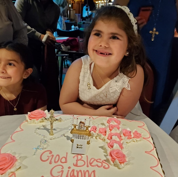 Profile Picture of Joe Arone (@joseph_arone) on Poshmark