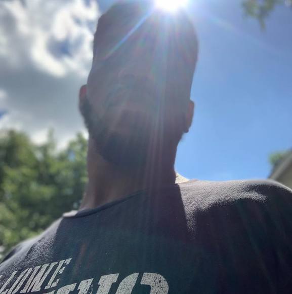 Profile Picture of Chris Stout (@risingsunking7) on Poshmark