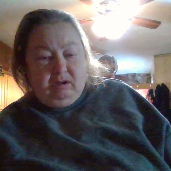 Profile Picture of Marie Vanzile (@marievanzile) on Poshmark