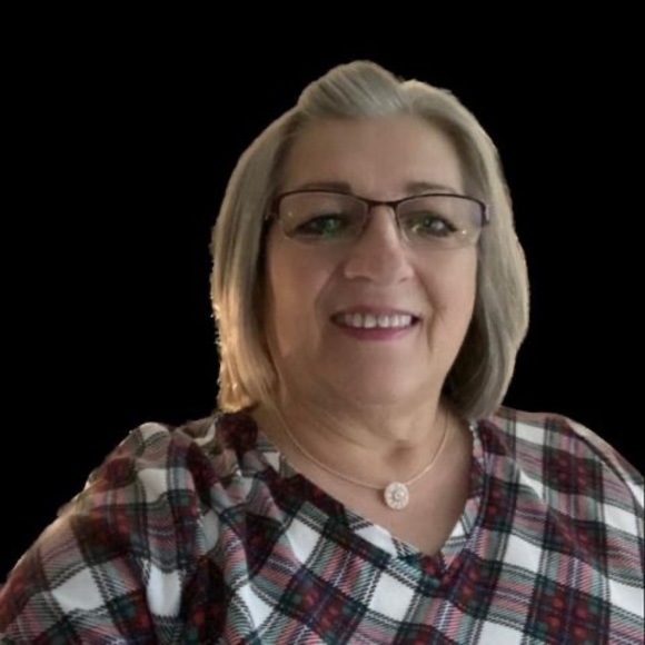 Profile Picture of Benita Caudill (@benita_caudill) on Poshmark