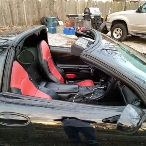 Profile Picture of Allen Woods (@alwood6900) on Poshmark