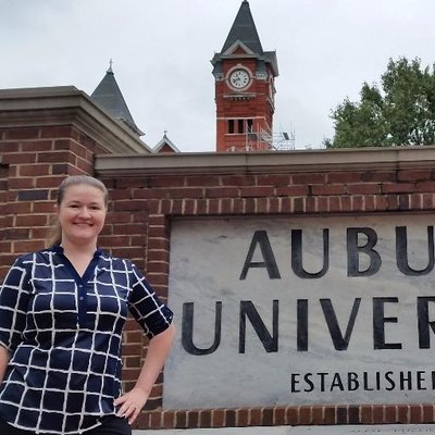 Profile Picture of Laurie Stevison (@lstevison) on Twitter