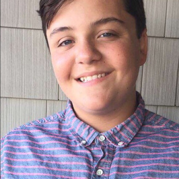 Profile Picture of Joey Kovach (@kingofsass) on Poshmark