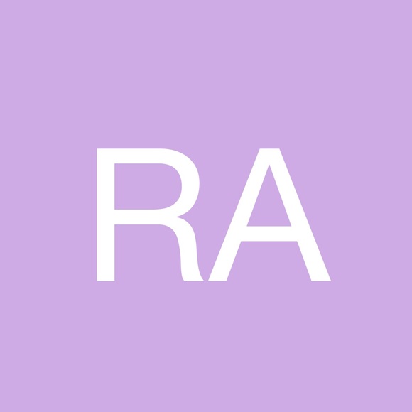 Profile Picture of Rana Awadallah (@ranaawadallah) on Poshmark