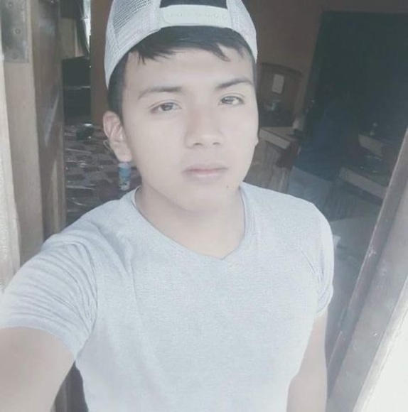 Profile Picture of Paul Menoscal (@santiagos2595) on Poshmark