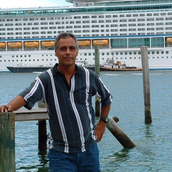 Profile Picture of Rodolfo Rodrigo (@rodocuba1956) on Poshmark