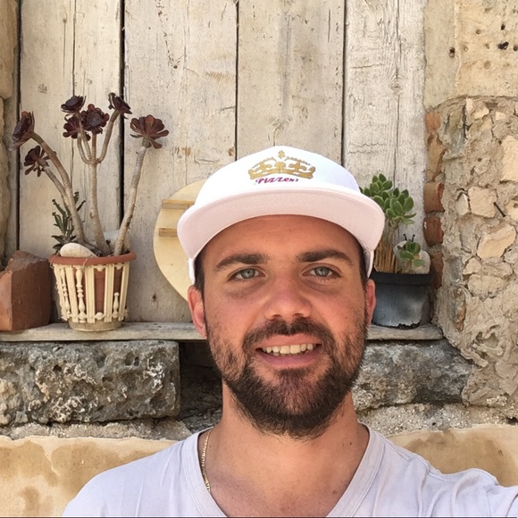 Profile Picture of Joseph Kurowski (@joekurowski) on Poshmark