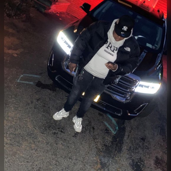 Profile Picture of Tommy Morrison (@tarra585) on Poshmark